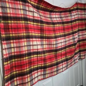 Vintage Horner Woolen Co. Eaton Rapids Mich.  Throw  Red Tartan Plaid  75 x 44